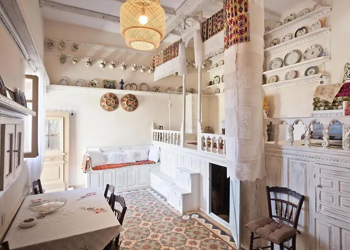 Traditional Karpathian House Menetai photo
