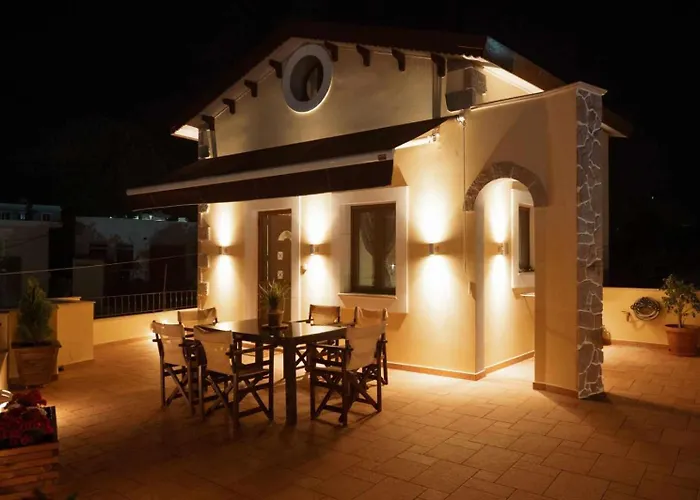 Λειτουργικό Σπίτι Σε Κεντρική Τοποθεσία Apartment Chorio  photo