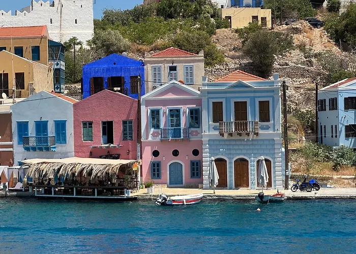 My Crown House, Kastellorizo Port Villa Megisti photo