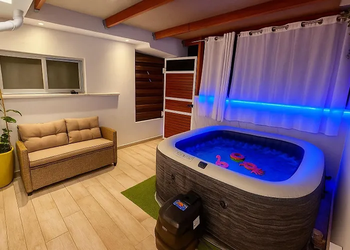 foto di My Summerhouse With Jacuzzi Kremastí