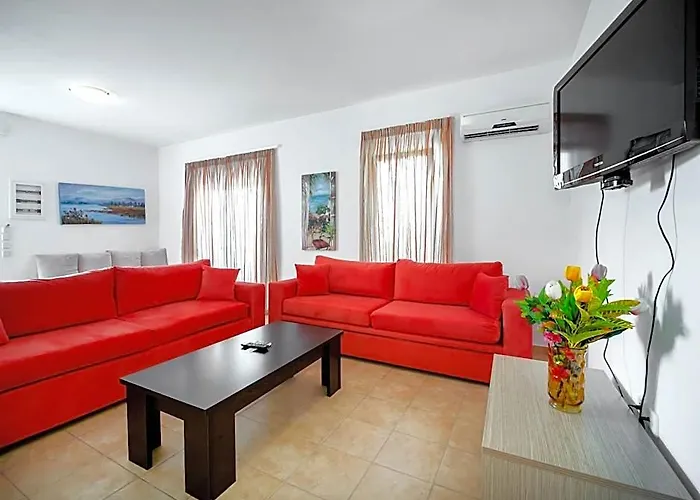 Фото Gennadi Gardens Apartments & Villas Istrios