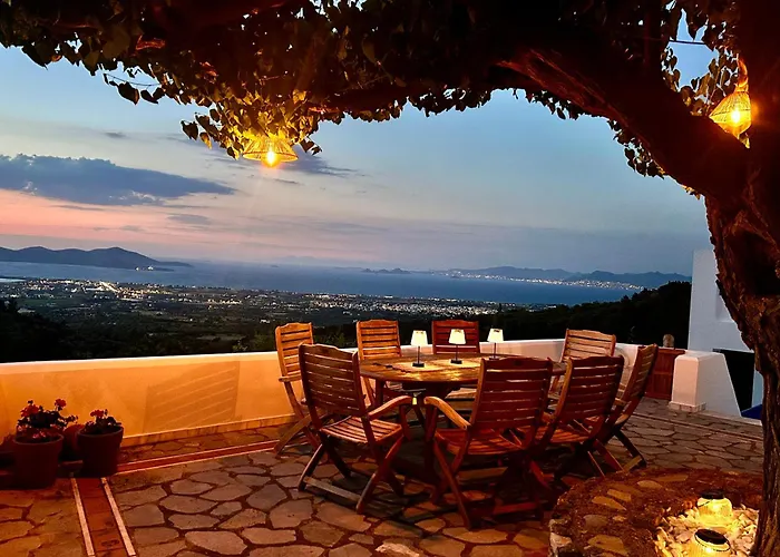 The Mulberry Terrace - Serendipity Cottage Lagoúdi Zíaの写真