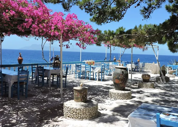 Pine Tree Hotel Adia photo